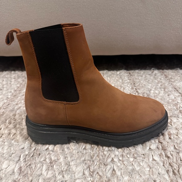 Jenni Kayne Brooklyn Lug Boots size 9 - Picture 3 of 7